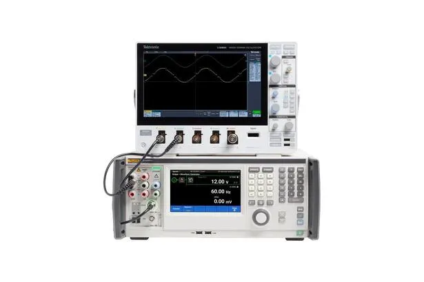 Fluke 5530A マルチプロダクト校正器の修理