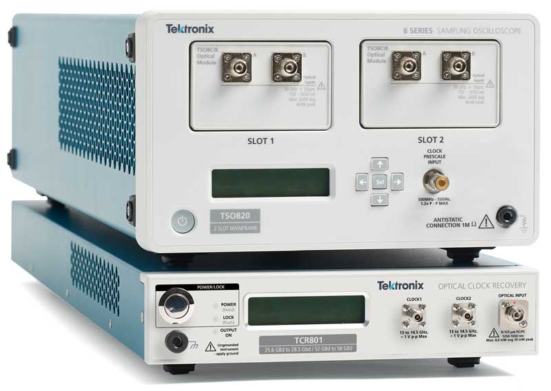 Tektronix 8シリーズ サンプリング・オシロスコープ TSO820 修理